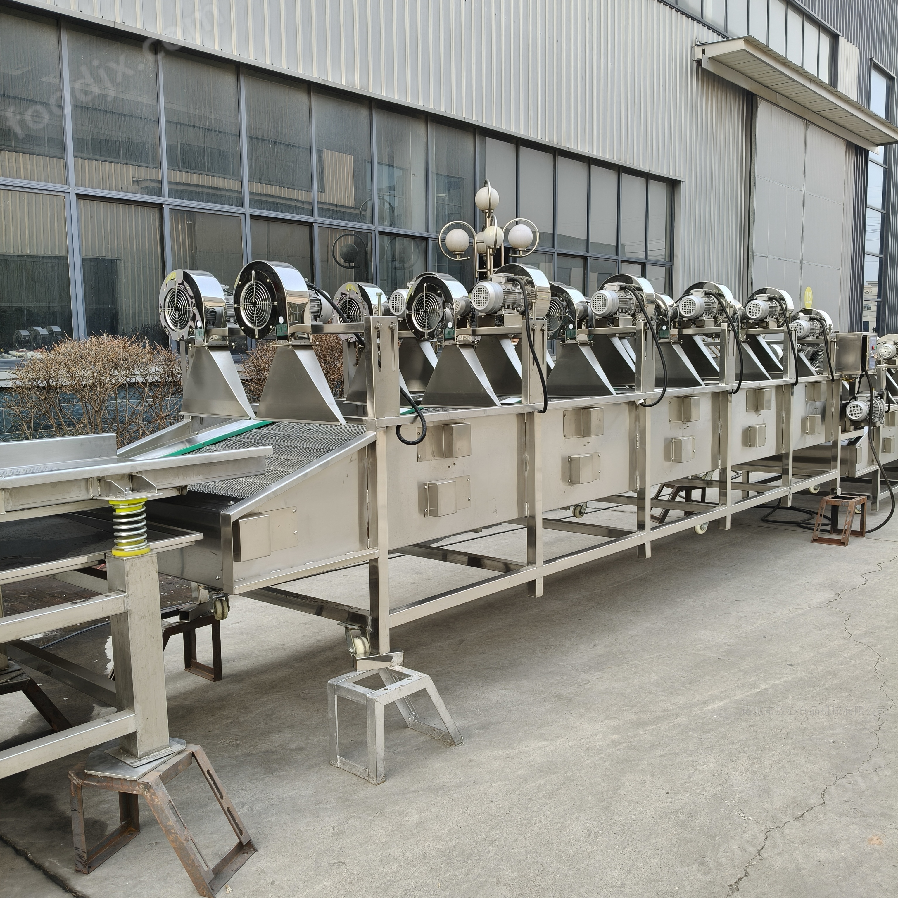 大型清洗風干流水線