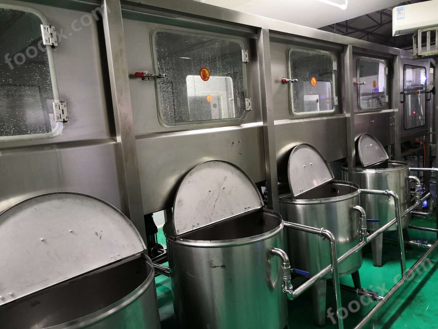 自動灌裝機(jī)